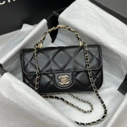 着こなしが簡単につくれる 2024SS トートバッグ CHANEL シャネル