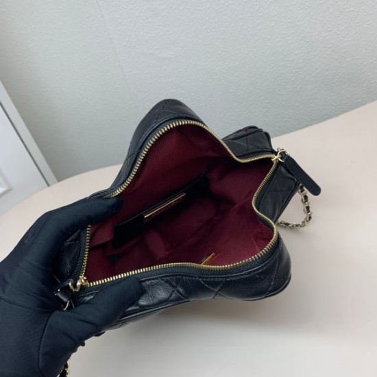 今期新作人気の美ライン 2024SS ショルダーバッグ CHANEL シャネル