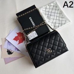 雑誌も街も人気アイテム 2024SS ショルダーバッグ CHANEL シャネル