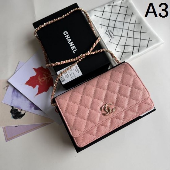 雑誌も街も人気アイテム 2024SS ショルダーバッグ CHANEL シャネル 雑誌も街も人気アイテム 2024SS ショルダーバッグ CHANEL シャネル