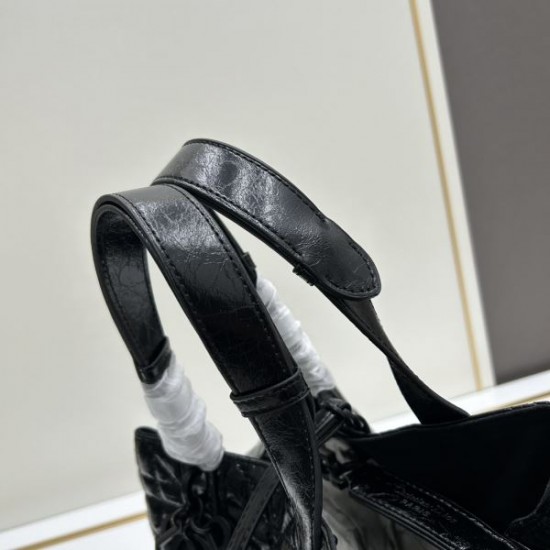 インパクト抜群のデザイン 2024SS トートバッグ DIOR ディオール