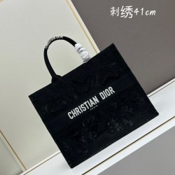 上品なカジュアルコーデに 2024SS トートバッグ DIOR ディオール