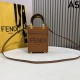 この夏は目を引くスタイル 2024SS トートバッグ FENDI フェンデイ