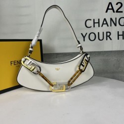 著名人やセレブも愛用する 2024SS トートバッグ FENDI フェンデイ