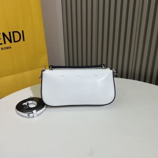 この夏を迎える人気新作 2024SS ショルダーバッグ FENDI フェンデイ この夏を迎える人気新作 2024SS ショルダーバッグ FENDI フェンデイ