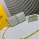 大注目を浴びる春夏新作 2024SS ショルダーバッグ FENDI フェンデイ 大注目を浴びる春夏新作 2024SS ショルダーバッグ FENDI フェンデイ