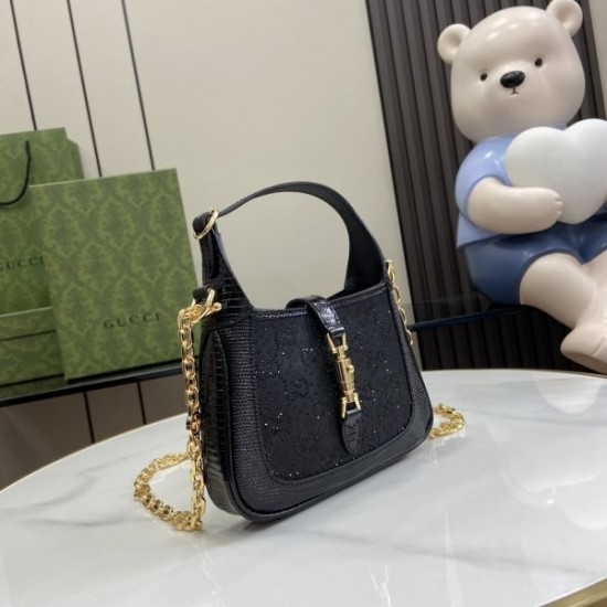 愛用者多数になる夏季新作 2024SS トートバッグ GUCCI グッチ 愛用者多数になる夏季新作 2024SS トートバッグ GUCCI グッチ