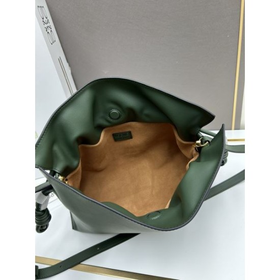 おしゃれな人は愛用中! 2024SS ショルダーバッグ LOEWE ロエベ おしゃれな人は愛用中! 2024SS ショルダーバッグ LOEWE ロエベ