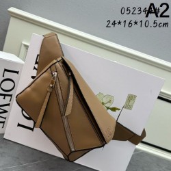 引き続き人気のアイテム 2024SS ウエストバッグ LOEWE ロエベ