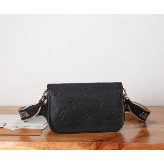 きちんと感がある 2024SS トートバッグ LOUIS VUITTON ルイヴィトン