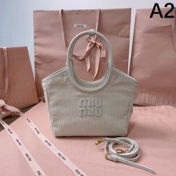 今年夏季１番 2024SS トートバッグ MIU MIU ミュウミュウ
