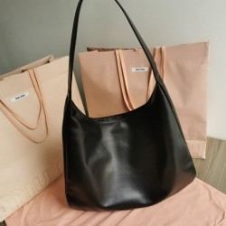先行発売限定 2024SS トートバッグ MIU MIU ミュウミュウ
