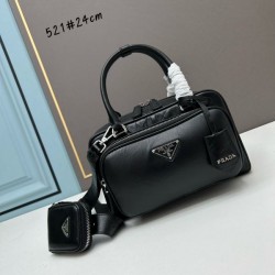 雑誌掲載も多数注目の新作 2024SS トートバッグ PRADA プラダ