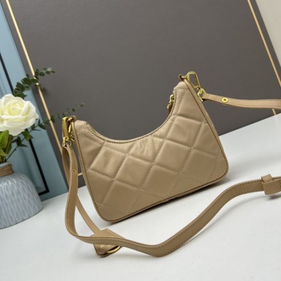 昨年も人気のアイテム新品 2024SS トートバッグ PRADA プラダ 昨年も人気のアイテム新品 2024SS トートバッグ PRADA プラダ