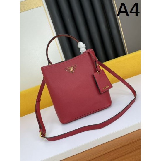 オシャレスタイルは今季も 2024SS トートバッグ PRADA プラダ オシャレスタイルは今季も 2024SS トートバッグ PRADA プラダ