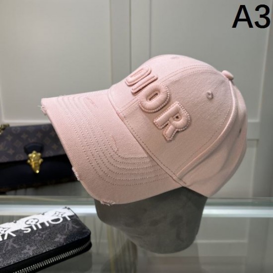 2024SS 帽子 DIOR ディオール 春夏も引き続き注目 2024SS 帽子 DIOR ディオール 春夏も引き続き注目