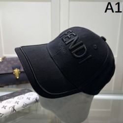 2024SS 帽子 FENDI フェンデイ ジュアル感強めの着 