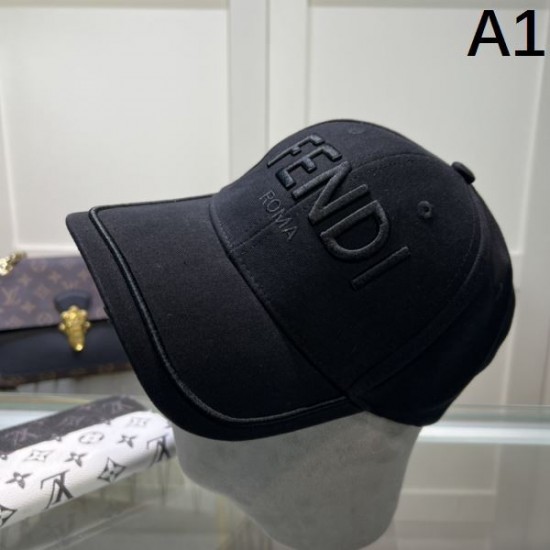 2024SS 帽子 FENDI フェンデイ ジュアル感強めの着 2024SS 帽子 FENDI フェンデイ ジュアル感強めの着