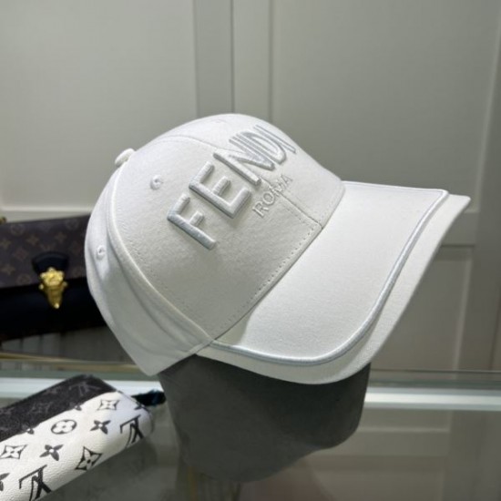 2024SS 帽子 FENDI フェンデイ ジュアル感強めの着 2024SS 帽子 FENDI フェンデイ ジュアル感強めの着