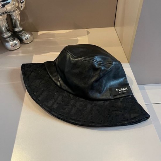 2024SS 帽子 FENDI フェンデイ おしゃれ上級者に着 2024SS 帽子 FENDI フェンデイ おしゃれ上級者に着