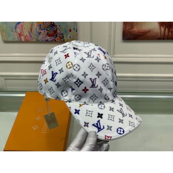 2024SS 帽子 LOUIS VUITTON ルイヴィトン 視線を集めて 2024SS 帽子 LOUIS VUITTON ルイヴィトン 視線を集めて