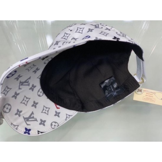 2024SS 帽子 LOUIS VUITTON ルイヴィトン 視線を集めて 2024SS 帽子 LOUIS VUITTON ルイヴィトン 視線を集めて