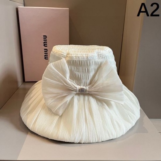 2024SS 帽子 MIU MIU ミュウミュウ ロゴが美しい 2024SS 帽子 MIU MIU ミュウミュウ ロゴが美しい