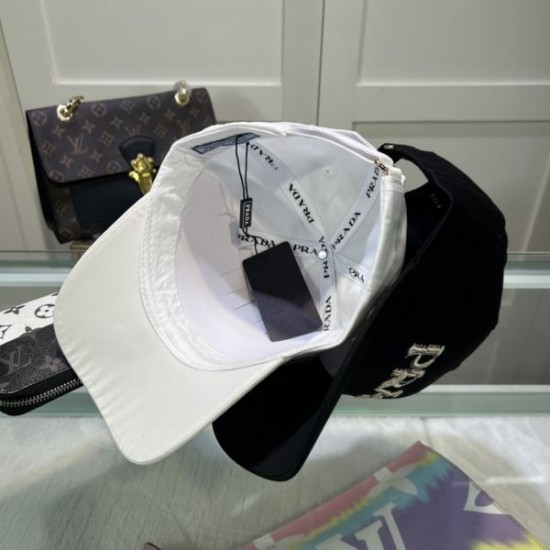 2024SS 帽子 PRADA プラダ ファン必見の春夏新作 2024SS 帽子 PRADA プラダ ファン必見の春夏新作