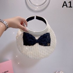 2024SS 帽子 VALENTINO ヴァレンティノ 待望の商品