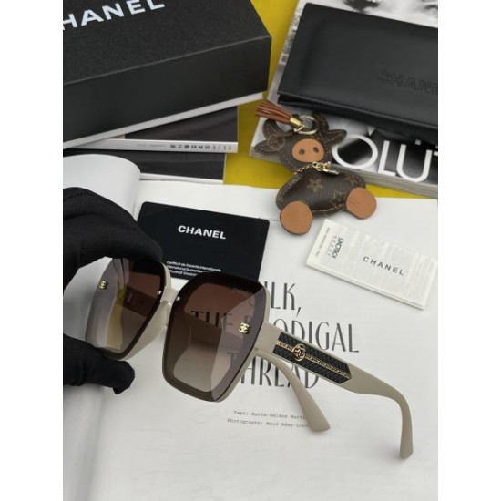 CHANEL シャネル 2024SS サングラス 夏にピッタリのアイテム CHANEL シャネル 2024SS サングラス 夏にピッタリのアイテム