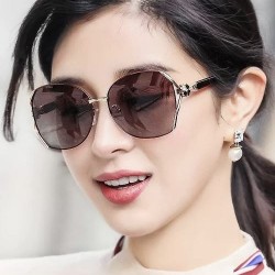 CHANEL シャネル 2024SS サングラス レトロ感のあるデザイン