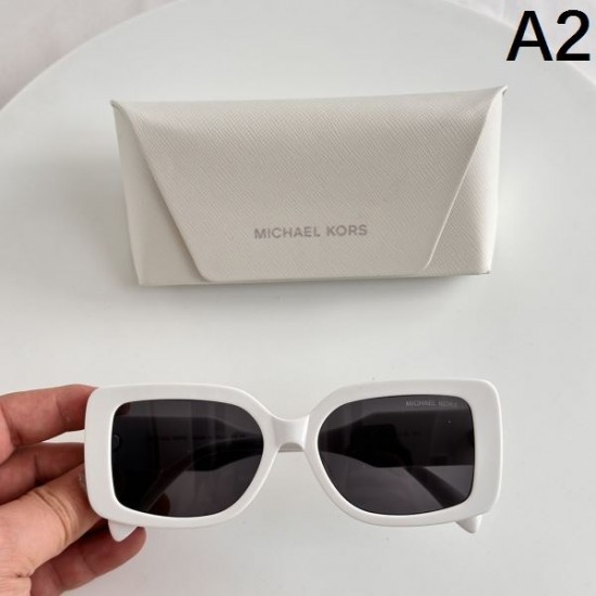 CHANEL シャネル 2024SS サングラス 引き続き人気のアイテム CHANEL シャネル 2024SS サングラス 引き続き人気のアイテム