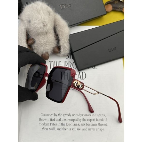 DIOR ディオール 2024SS サングラス 最後の春夏コレクション DIOR ディオール 2024SS サングラス 最後の春夏コレクション