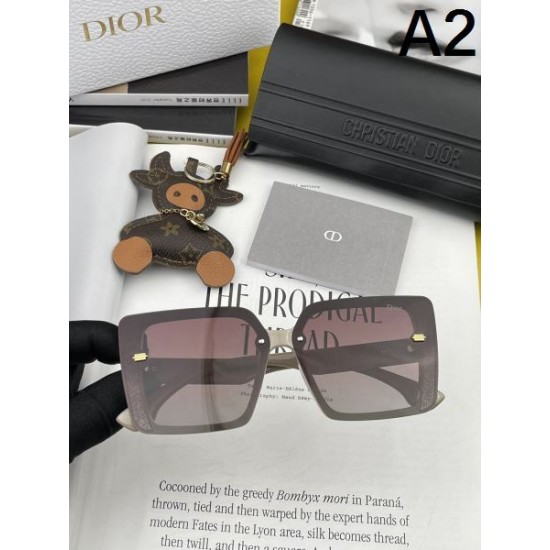 DIOR ディオール 2024SS サングラス 高感度なセレブたち愛用 DIOR ディオール 2024SS サングラス 高感度なセレブたち愛用