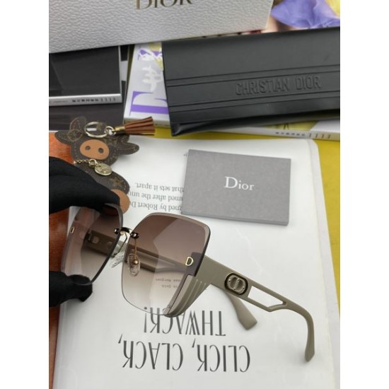DIOR ディオール 2024SS サングラス この夏押さえておきたい DIOR ディオール 2024SS サングラス この夏押さえておきたい