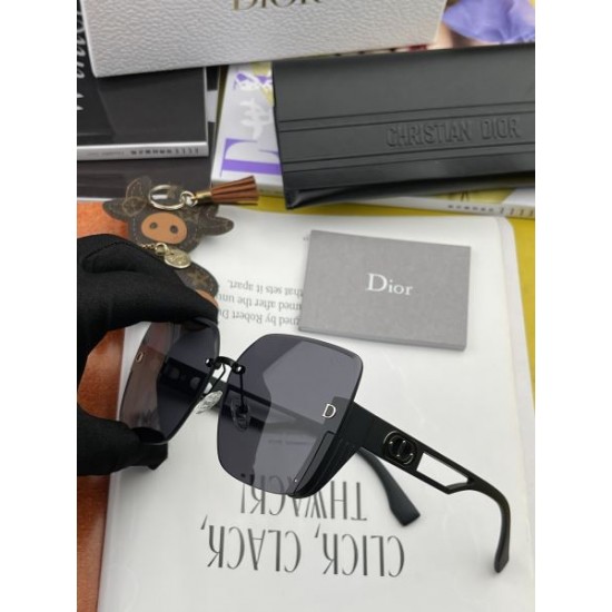 DIOR ディオール 2024SS サングラス この夏押さえておきたい DIOR ディオール 2024SS サングラス この夏押さえておきたい