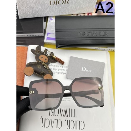 DIOR ディオール 2024SS サングラス 夏に必須の定番アイテム DIOR ディオール 2024SS サングラス 夏に必須の定番アイテム