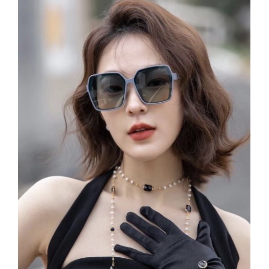 FENDI フェンデイ 2024SS サングラス これさえ押さえればOK! FENDI フェンデイ 2024SS サングラス これさえ押さえればOK!