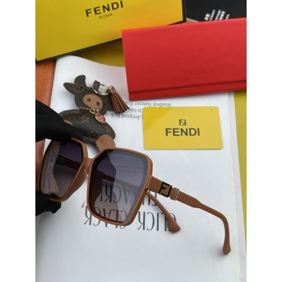 FENDI フェンデイ 2024SS サングラス これさえ押さえればOK! FENDI フェンデイ 2024SS サングラス これさえ押さえればOK!