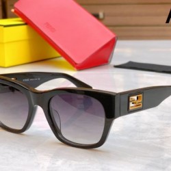 FENDI フェンデイ 2024SS サングラス 抜群な魅力的なアイテム