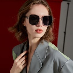 FENDI フェンデイ 2024SS サングラス おしゃれ上級者を目指す