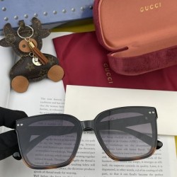 GUCCI グッチ 2024SS サングラス 夏に欠かせないアイテム