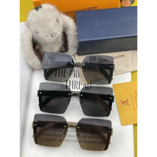 LOUIS VUITTON ルイヴィトン 2024SS サングラス 限定ギフトにも LOUIS VUITTON ルイヴィトン 2024SS サングラス 限定ギフトにも