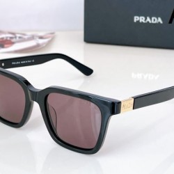 PRADA プラダ 2024SS サングラス 春夏は継続系のトレンド