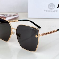 VERSACE ヴェルサーチェ 2024SS サングラス 高度なデザイン