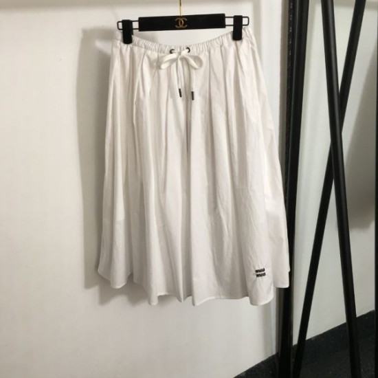 2024SS 上下セット MIU MIU ミュウミュウ 激レア 入手困難 2024SS 上下セット MIU MIU ミュウミュウ 激レア 入手困難