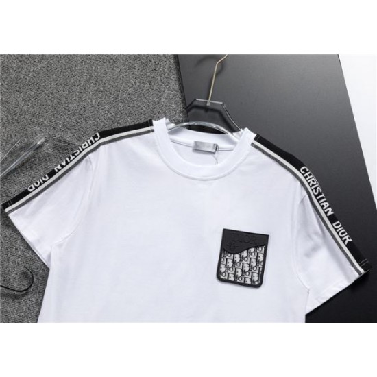 2024SS 今夏のお気に入りスタイル DIOR ディオール 半袖Tシャツ 2024SS 今夏のお気に入りスタイル DIOR ディオール 半袖Tシャツ