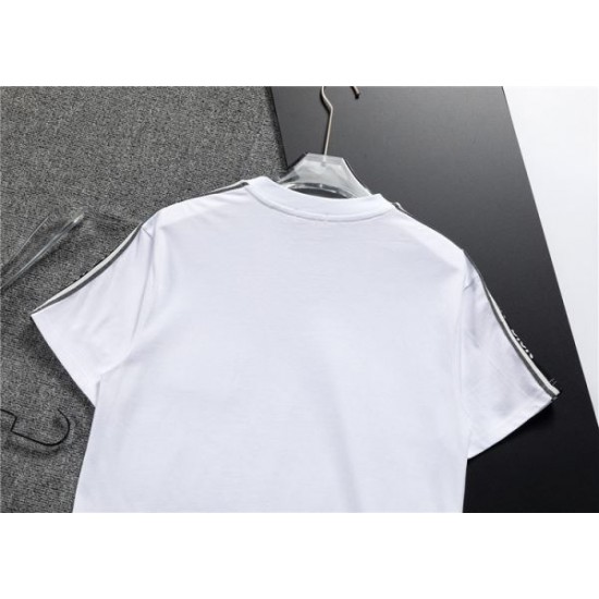 2024SS 今夏のお気に入りスタイル DIOR ディオール 半袖Tシャツ 2024SS 今夏のお気に入りスタイル DIOR ディオール 半袖Tシャツ
