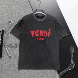 2024SS ゆったり感のあるアイテム FENDI フェンデイ 半袖Tシャツ