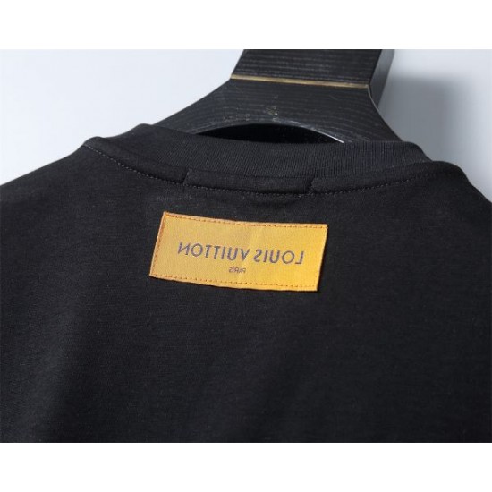 2024SS お洒落な存在感 LOUIS VUITTON ルイヴィトン 半袖Tシャツ